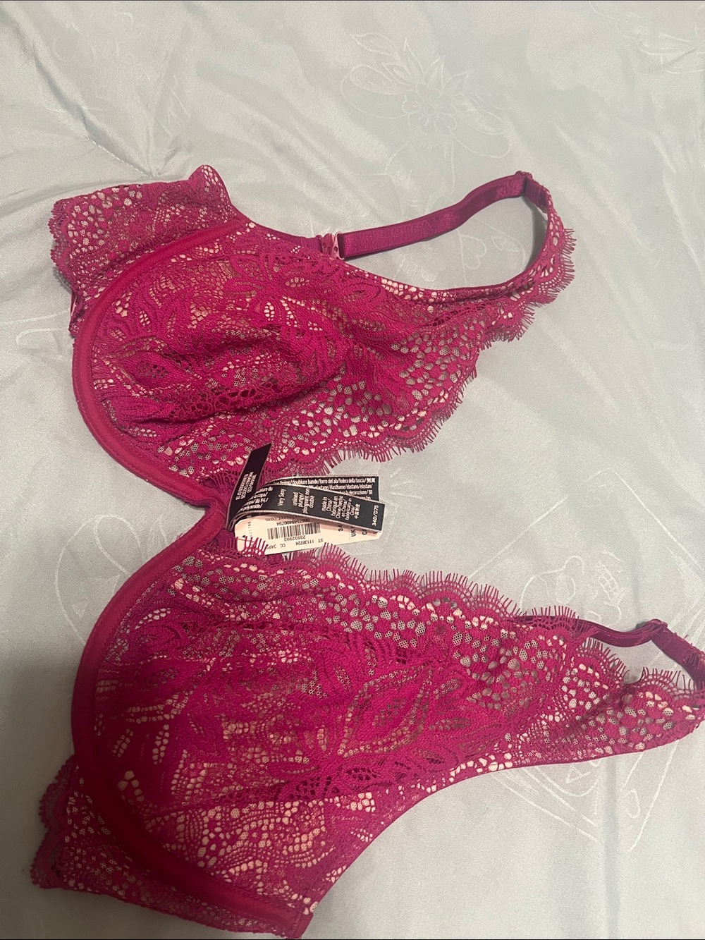 Victoria's Secret Lace Underwire Bra - Magenta